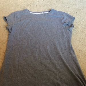 Grey tee shirt